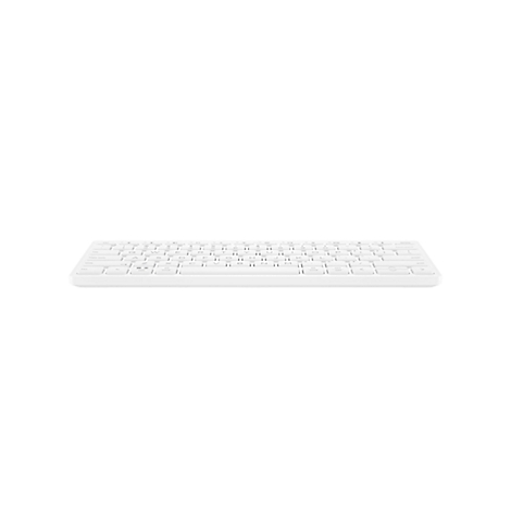 Weiße flache Tastatur von vorne vor weißem Hintergrund.