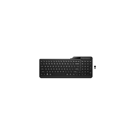 Schwarze Tastatur mit weißen Tasten. Auf der rechten Seite befindet sich ein Nummernblock. Ein kleiner USB-Adapter ist daneben.