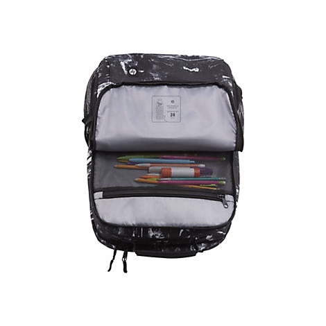Schwarzer Rucksack mit offenem ReiÃŸverschluss, Innenansicht. Stifte und Klebstoff sichtbar.
