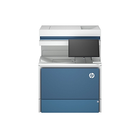 Ein weiß-blauer HP Multifunktionsdrucker von vorne vor weißem Hintergrund.