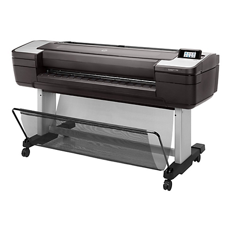 Ein großer, dunkelgrauer HP DesignJet T1700dr Großformatdrucker mit Touchscreen-Bedienfeld, Papierkorb und Rollen. Der Hintergrund ist weiß.