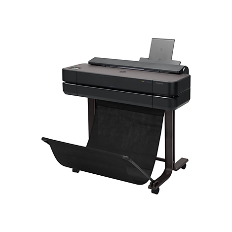 Une imprimante grand format HP DesignJet T650 noire avec un support marron sur fond blanc. Bac de sortie d'impression à l'avant.