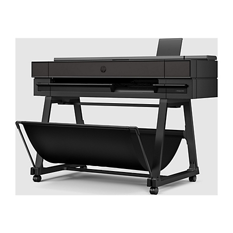 Schwarzer Großformatdrucker HP DesignJet T850. Er steht auf einem Gestell mit Rollen und einem Papierkorb.