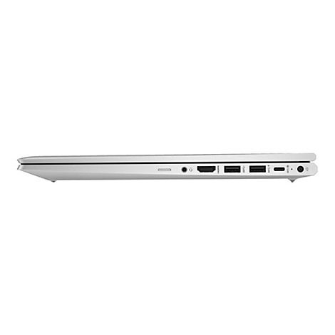 Seitenansicht eines silbernen Laptops, auf dem verschiedene AnschlÃ¼sse zu sehen sind.