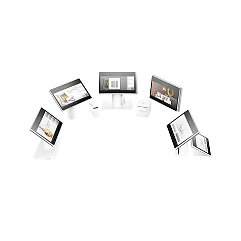 Mehrere Bildschirme, die Produkte zeigen, sowie ein Barcode-Scanner und ein Drucker, alle auf weißem Hintergrund.