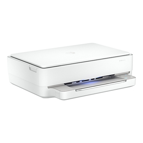 Imprimante blanche sur fond blanc. Le logo HP est visible en haut. Les mots "HP ENVY 6022e" sont affichés sur le devant.