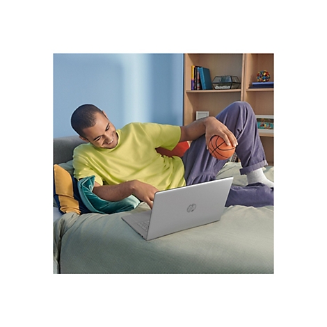 HP Laptop 17-cn4057ng - Intel Core 5 120U / 1.4 GHz - Win 11 Home - Intel Graphics - 16 GB RAM - 1 TB SSD NVMe