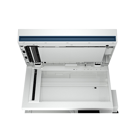Draufsicht auf einen weißen Drucker mit blauem Akzent, Scan-Einheit geöffnet.