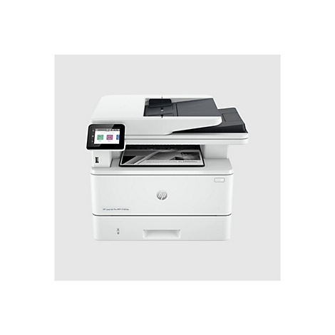 Ein weißer HP LaserJet Pro MFP 4100dw Drucker steht vor grauem Hintergrund. Das Display zeigt Optionen zum Kopieren, Scannen und Drucken. Eine Broschüre liegt im Drucker.