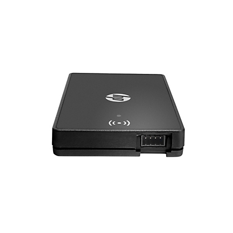 Schwarzer, rechteckiger HP-Adapter; HP-Logo, drei Punkte, ein Anschluss.