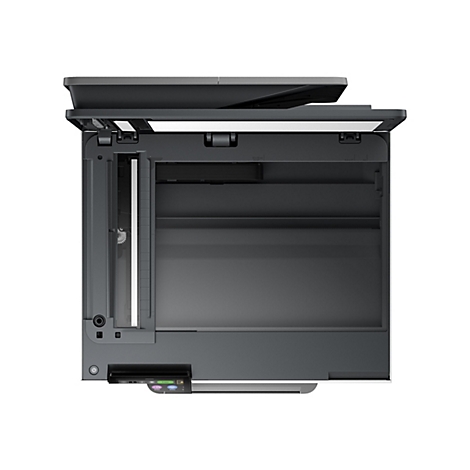 Draufsicht auf einen grauen Drucker mit geöffnetem Deckel. Schwarze Bedienoberfläche, Power-Taste und Display.