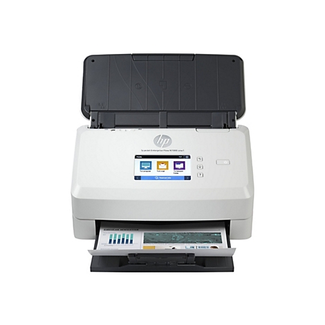 Ein weißer HP-Scanner mit geöffnetem Deckel, zeigt ein Bedienfeld mit Funktionen. In der Ausgabeschale liegt ein gedrucktes Dokument.