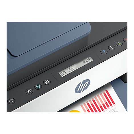 Gros plan d'une imprimante HP montrant les détails du panneau de commande. Boutons, écran et logo HP.