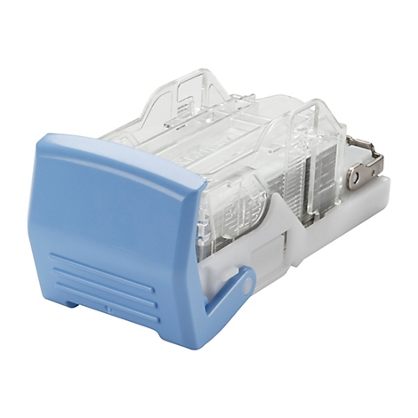 Ein Tacker in Blau und Transparent. Der vordere Teil ist blau, der hintere Teil und die Innenausstattung sind transparent.