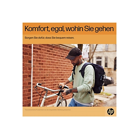 Ein Mann mit Rucksack und Mütze steht an einem Fahrrad. Er blickt nach unten, als ob er etwas am Lenker befestigt. Aufschrift: Komfort, egal, wohin Sie gehen.