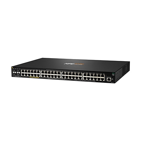Ein schwarzer Netzwerk-Switch mit zahlreichen Anschlüssen und Anzeigen. Auf der Oberseite befindet sich der Markenschriftzug "HPE Networking". Unterhalb der Anschlüsse befinden sich Beschriftungen zu den Funktionen, wie z.B. "Speed Mode" und "PoE Mode".