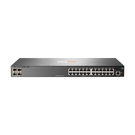 Ein schwarzer HPE Aruba Switch, von oben gesehen. Er hat viele Ports und Anschlüsse für Netzwerkkabel. Auf der Oberfläche sind Beschriftungen wie "HPE Aruba" und "2930F" zu sehen.