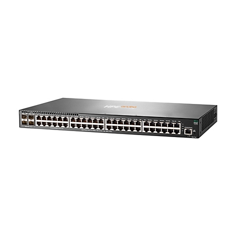 Ein schwarzer Netzwerk-Switch mit Ports und Anschlüssen. Auf der Oberseite ist der Markenname 'HPE Aruba' zu sehen.