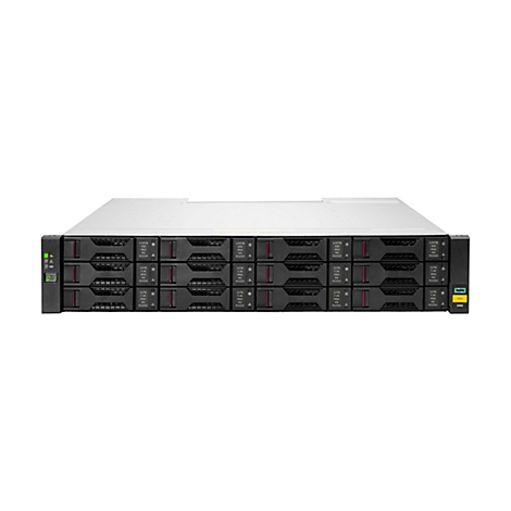 Ein Server-Rack mit schwarzen Einschüben für Festplatten, teilweise mit Beschriftungen wie "1.92TB SSD" und "14TB 7.2K MSA".