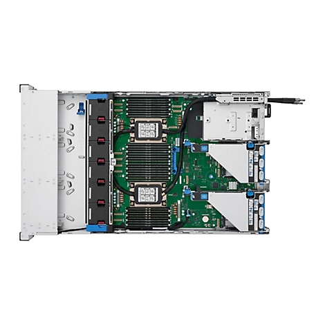 Vue de dessus d'un rack de serveur ouvert, montrant les composants internes. Il y a des baies de disques durs, des ventilateurs et des circuits imprimés verts avec diverses puces et emplacements.