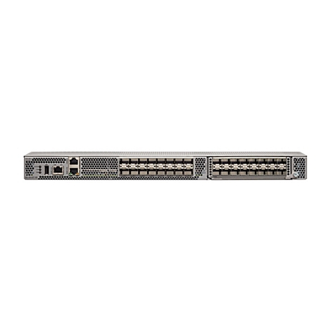 Cisco DS-C9132T-K9 Netzwerk-Switch, silbernes Gehäuse mit zahlreichen Anschlüssen und LED-Statusanzeigen.