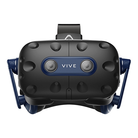 Eine schwarze VR-Brille mit blauen Akzenten und dem Schriftzug VIVE. Detailaufnahme mit weißem Hintergrund.