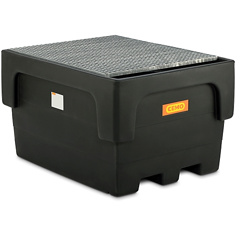 Black oil collection tray with gray grating, two handles and the Cemo logo.