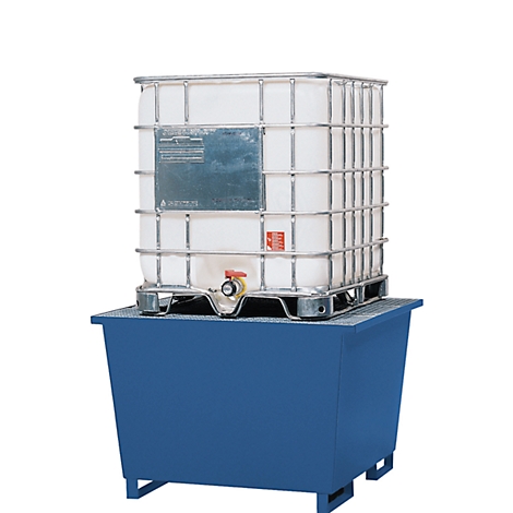 Witte IBC-container in een metalen frame op een blauwe opvangbak. Aan de voorkant is een aftapkraan zichtbaar.