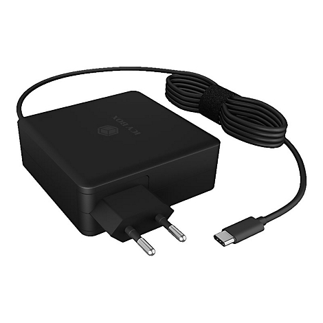 Schwarzes Netzteil mit Eurostecker und USB-C-Anschluss. Das Kabel ist aufgerollt.