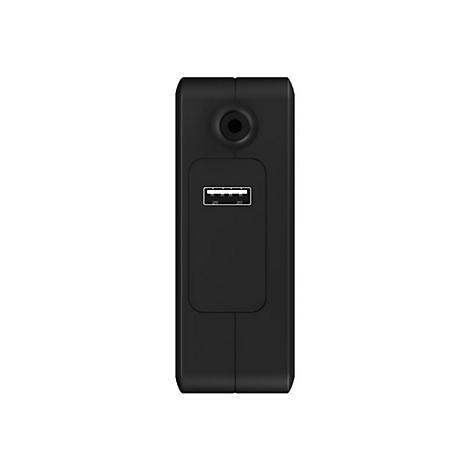 Schwarzes, rechteckiges GerÃ¤t mit USB-Anschluss und Audio-Eingang. Auf weiÃŸem Hintergrund.