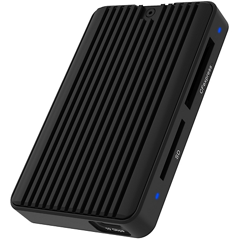 Lecteur de carte noir avec surface nervurée, logements pour cartes CFexpress et SD.