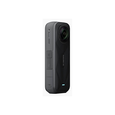 Schwarze Insta360 X5 Kamera in Seitenansicht vor weißem Hintergrund mit leuchtender LED.
