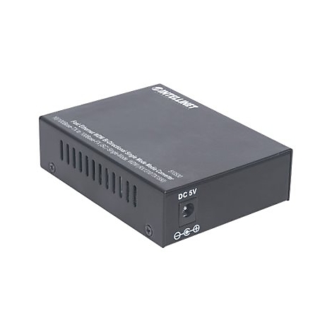 Schwarzer Intellinet Fast Ethernet WDM Media Converter mit Stromanschluss und seitlichen Lüftungsschlitzen.