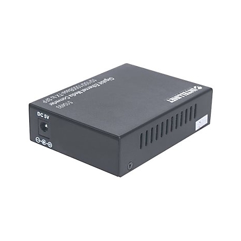 Schwarzer Intellinet Gigabit Ethernet Medienkonverter auf weißem Hintergrund.