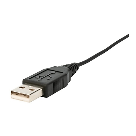 Nahaufnahme eines schwarzen USB-Kabels, das auf weißem Hintergrund liegt. Der USB-Stecker ist deutlich sichtbar.