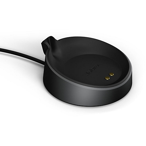 Schwarze Jabra-Ladestation mit zwei goldenen Kontaktstellen. Logo und Kabel sind ebenfalls zu sehen.