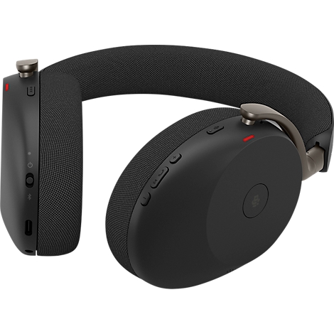 Casque supra-auriculaire noir avec boutons de commande, bandeau et oreillettes en tissu, détails argentés et rouges.