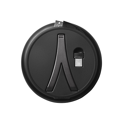 Dunkelgraue Basisstation mit eingestecktem USB-Anschluss, Halterung und einem Jabra USB-Dongle.