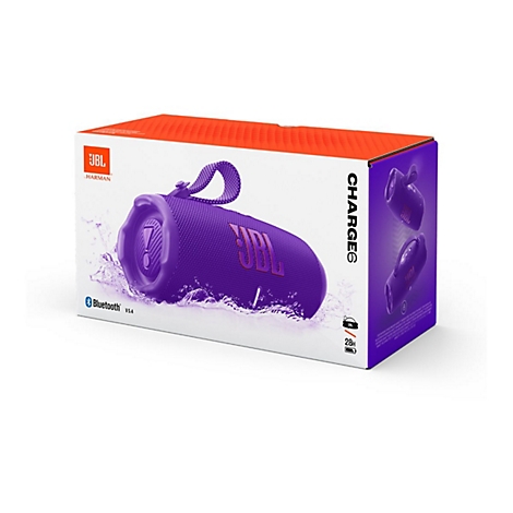 Violette JBL Charge 6 Bluetooth-Lautsprecher-Verpackung mit spritzendem Wasser-Motiv auf weißem Hintergrund.