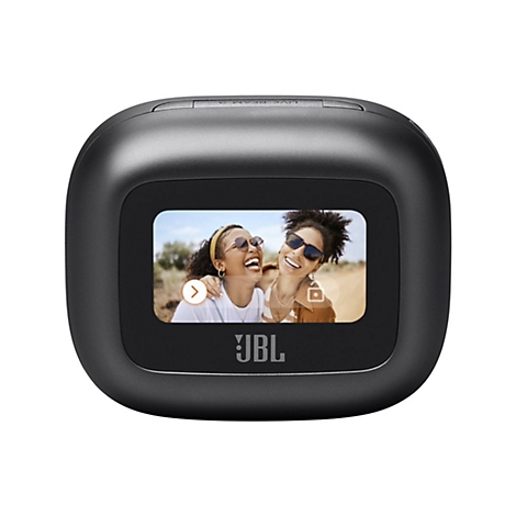 Schwarze JBL-Actioncam mit Bildschirm, zwei lachende Frauen im Bild, blauem Himmel. Logo unten rechts.