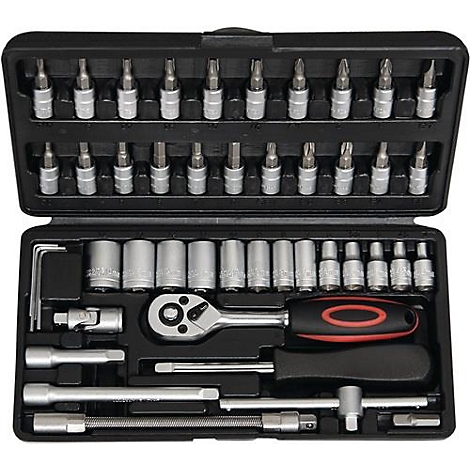 Boîte à outils remplie d'embouts, de douilles et d'un cliquet.