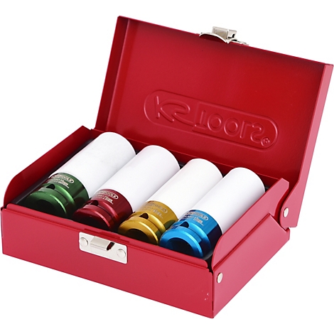 Une boîte à outils rouge avec quatre douilles de couleurs différentes. La boîte est ouverte.