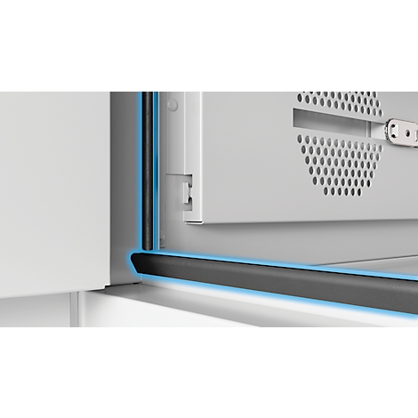 Dessin d'un contour de caméra gris sur fond blanc.