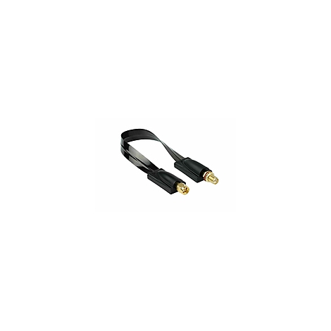 Schwarzes, flaches Audiokabel mit vergoldeten Anschlüssen.