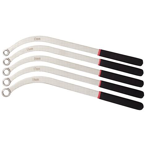 Fünf silberne Gabelschlüssel mit schwarzen Griffen, beschriftet mit Größen von 13 mm bis 19 mm.