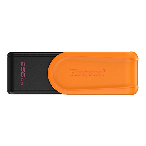 Ein schwarzer 256GB USB-Stick mit orangefarbener Kappe mit dem Kingston-Logo, vor weißem Hintergrund.