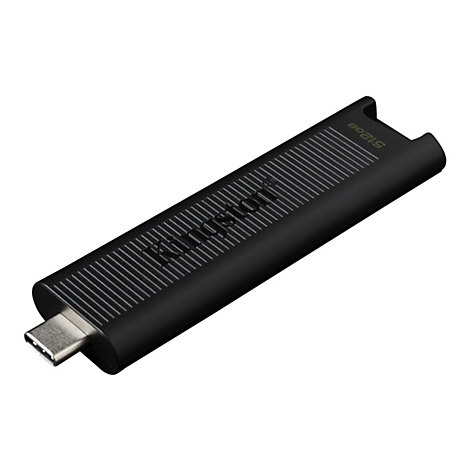 Une clÃ© USB-C noire Kingston, avec lettrage et capacitÃ©. Sur fond blanc.