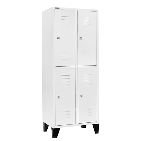 Weißer Schrank mit vier Türen, Belüftungsschlitzen und schwarzen Füßen.