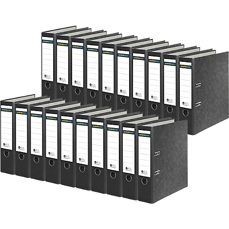 Reihe schwarzer Aktenordner mit weißen Etiketten. Einige Ordner sind geöffnet.