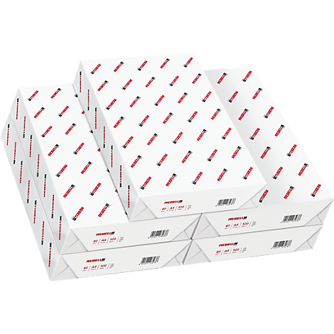 Verschillende stapels witte papierpakketten, bedrukt met rode logo's. Labels en barcodes zijn zichtbaar op de verpakking.